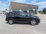 Used 2020 Nissan Rogue SV image 3