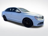 Used 2017 Volkswagen Jetta SEL image 4