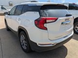 Used 2024 GMC Terrain SLT image 3
