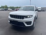 New 2025 Jeep Grand Cherokee Laredo image 3
