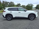 Used 2023 Nissan Rogue S image 3