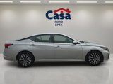 Used 2023 Nissan Altima 2.5 SV image 2