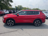 Used 2022 Mitsubishi Outlander ES image 2