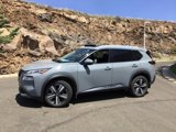 Used 2021 Nissan Rogue SL image 2