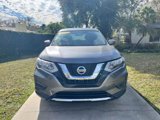 Used 2017 Nissan Rogue S image 2