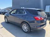 Used 2018 Chevrolet Equinox LT image 3