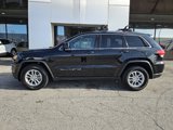 Used 2019 Jeep Grand Cherokee Laredo image 2