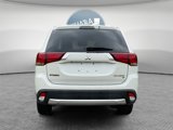 Used 2017 Mitsubishi Outlander SE image 4