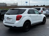 Used 2017 Chevrolet Equinox LT image 3