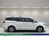 Used 2017 Kia Sedona LX w/ LX Essentials Premium Package image 4