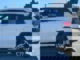 Used 2018 Jeep Grand Cherokee Laredo image 3