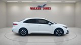 Used 2024 Toyota Corolla SE image 2