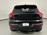 Used 2025 Volvo XC40 B5 Plus image 5