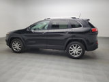 Used 2018 Jeep Cherokee Limited image 3