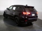 Used 2021 Jeep Grand Cherokee Laredo X image 2