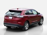 Used 2018 Ford Edge Titanium w/ Technology Package image 2