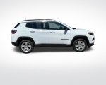 Certified 2022 Jeep Compass Latitude image 4