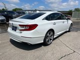 Used 2018 Honda Accord Touring image 3