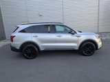 Used 2021 Kia Sorento S image 2