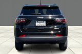 Used 2024 Jeep Compass Latitude image 4