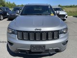 Used 2018 Jeep Grand Cherokee Altitude image 2