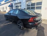 Used 2020 Volvo S60 T6 R-Design image 6
