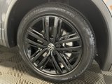 Used 2022 Volkswagen Tiguan SE R-Line image 3