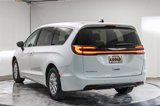 New 2025 Chrysler Pacifica Select image 4