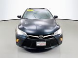 Used 2017 Toyota Camry SE image 2