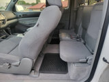 Used 2011 Toyota Tacoma 4x4 Access Cab V6 image 4