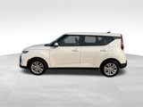 Used 2021 Kia Soul LX image 3