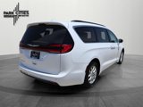 Used 2022 Chrysler Pacifica Touring-L image 3
