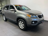 Used 2011 Kia Sorento LX w/ Convenience Pkg image 2