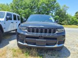 Used 2023 Jeep Grand Cherokee L Laredo image 2