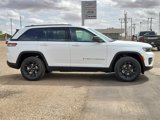 New 2025 Jeep Grand Cherokee Altitude image 6