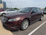 Used 2010 Ford Taurus SE image 2