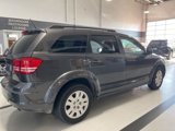 Used 2018 Dodge Journey SE image 3