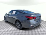 Used 2024 Nissan Altima 2.5 SV image 5