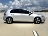 Used 2016 Volkswagen e-Golf SE image 5