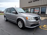 Used 2016 Dodge Grand Caravan SXT image 2