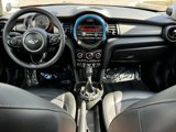 Used 2016 MINI Cooper 4-Door Hardtop image 2