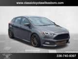 Used 2017 Ford Focus ST image 3