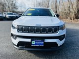 Used 2022 Jeep Compass Latitude image 2