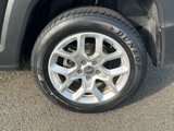 Used 2018 Jeep Renegade Latitude image 4
