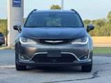 Used 2017 Chrysler Pacifica Limited w/ UConnect Theater Package image 2