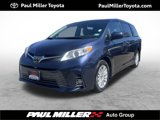 Used 2018 Toyota Sienna XLE image 1