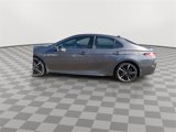 Used 2018 Toyota Camry XSE image 6