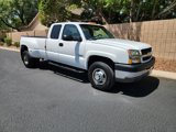 Used 2003 Chevrolet Silverado 3500 LT image 2