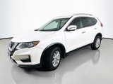 Used 2017 Nissan Rogue SV w/ SV Premium Package image 3
