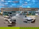 New 2025 Hyundai Elantra SE image 2